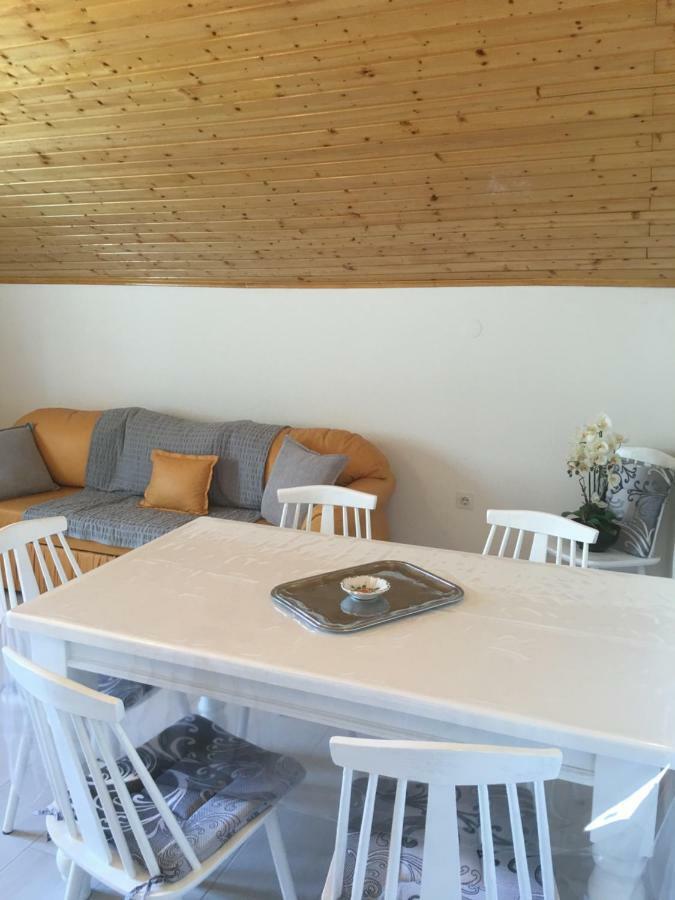 Apart Mani Di Lauro Apartment เปรโก ภายนอก รูปภาพ